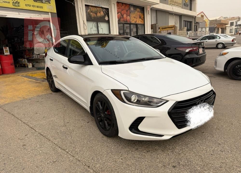 هیوندای ئەلەنترا